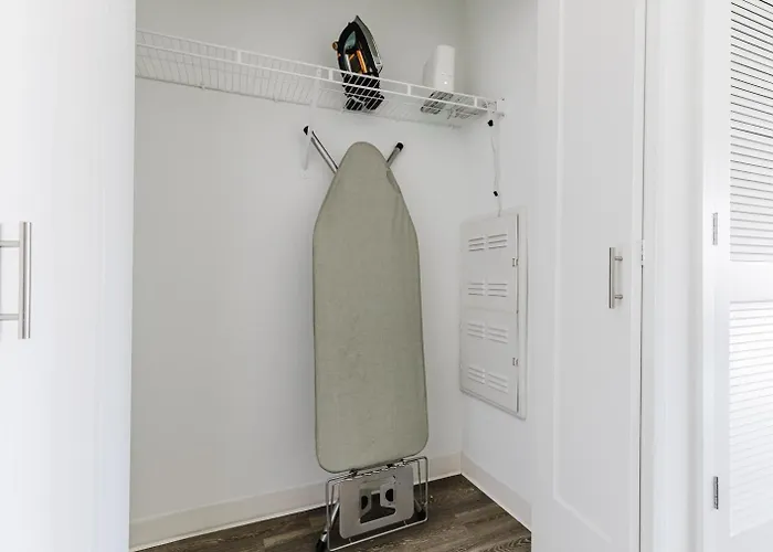 Blueground River North Pool Ac Nr Park Chi-1193 Apartamento Chicago