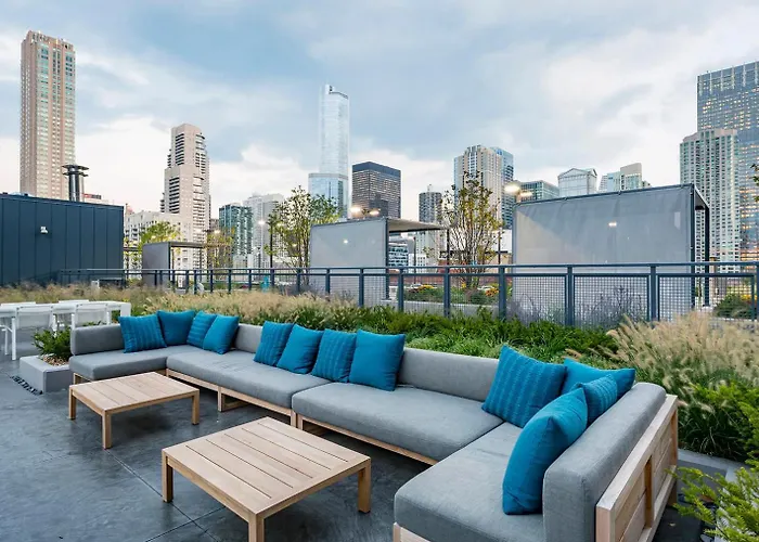 Blueground River North Pool Ac Nr Park Chi-1193 Apartamento Chicago