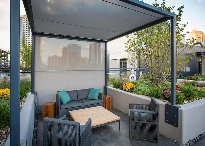 Blueground River North Pool Ac Nr Park Chi-1193 Apartment *